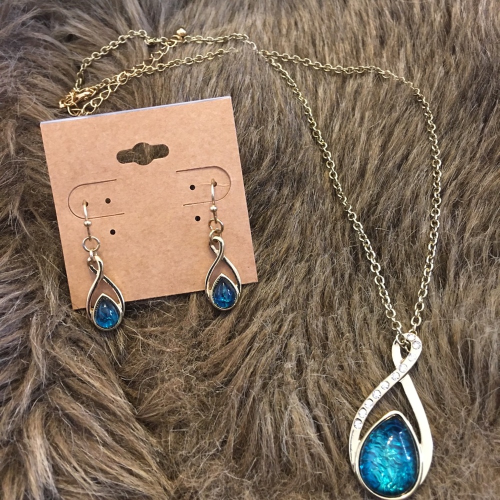 Ocean blue crackle look teardrop glass jewelry set